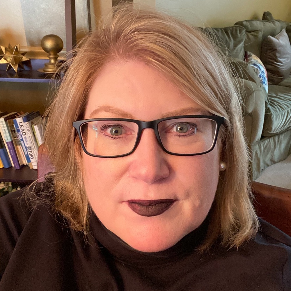 Meet your Posher, Casey